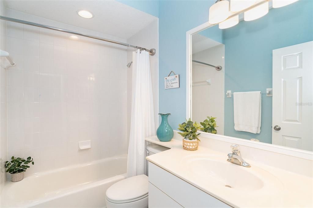 En Venta: $525,000 (3 camas, 3 baños, 1590 Pies cuadrados)