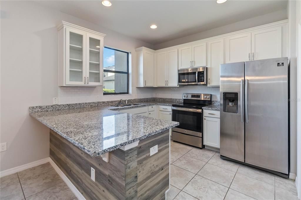 В аренду: $1,975 (3 спален, 2 ванн, 1550 Квадратных фут)