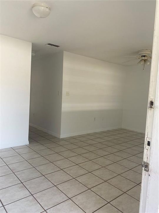 В аренду: $2,795 (3 спален, 2 ванн, 1000 Квадратных фут)