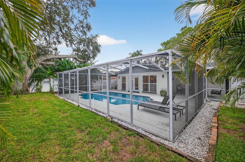 В аренду: $4,000 (3 спален, 2 ванн, 1525 Квадратных фут)