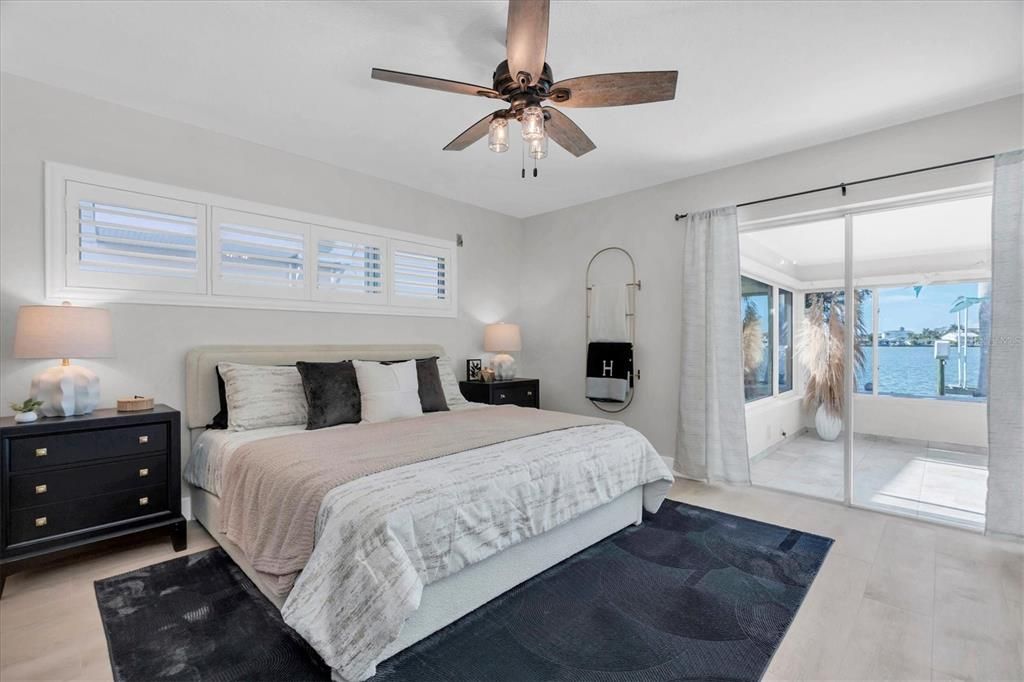 На продажу: $1,249,000 (2 спален, 2 ванн, 1740 Квадратных фут)