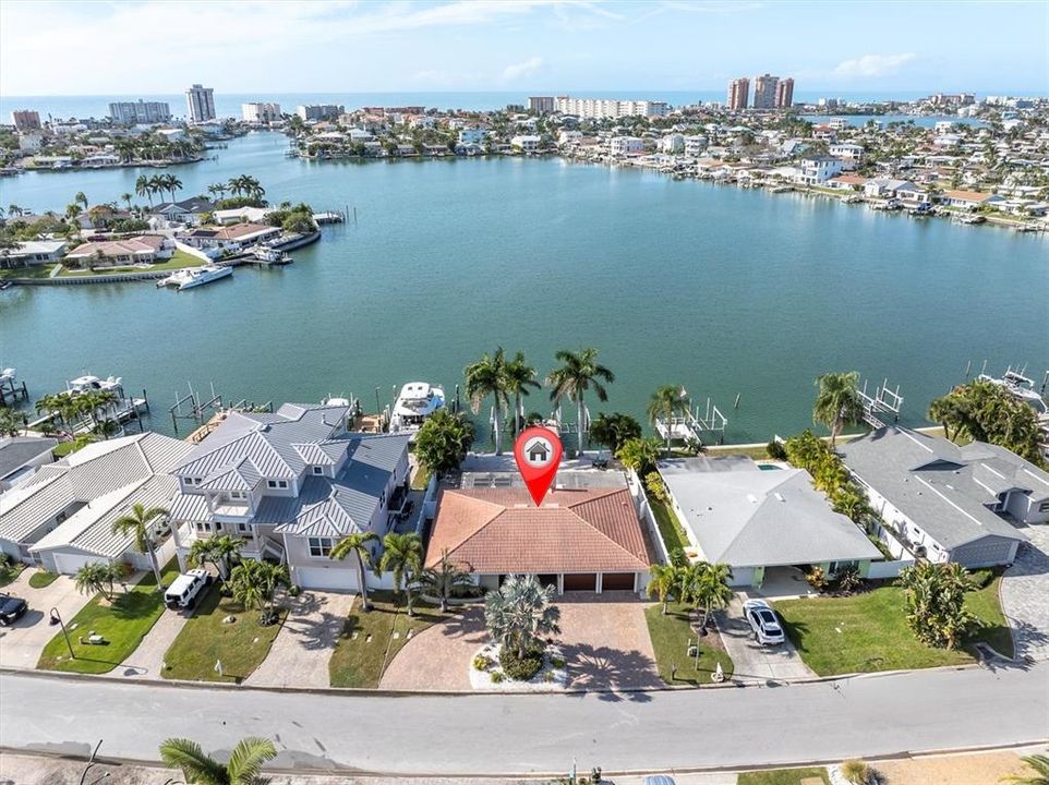 На продажу: $1,249,000 (2 спален, 2 ванн, 1740 Квадратных фут)