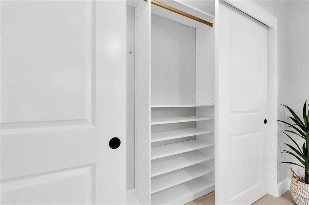 На продажу: $1,249,000 (2 спален, 2 ванн, 1740 Квадратных фут)