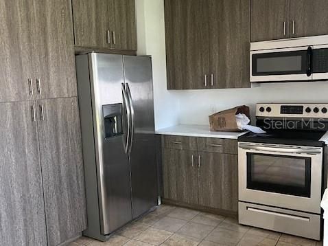 For Sale: $120,000 (2 beds, 2 baths, 1040 Square Feet)