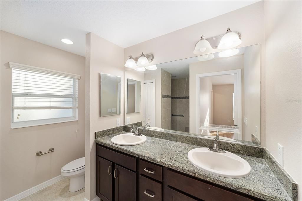 En Venta: $449,999 (3 camas, 2 baños, 1541 Pies cuadrados)