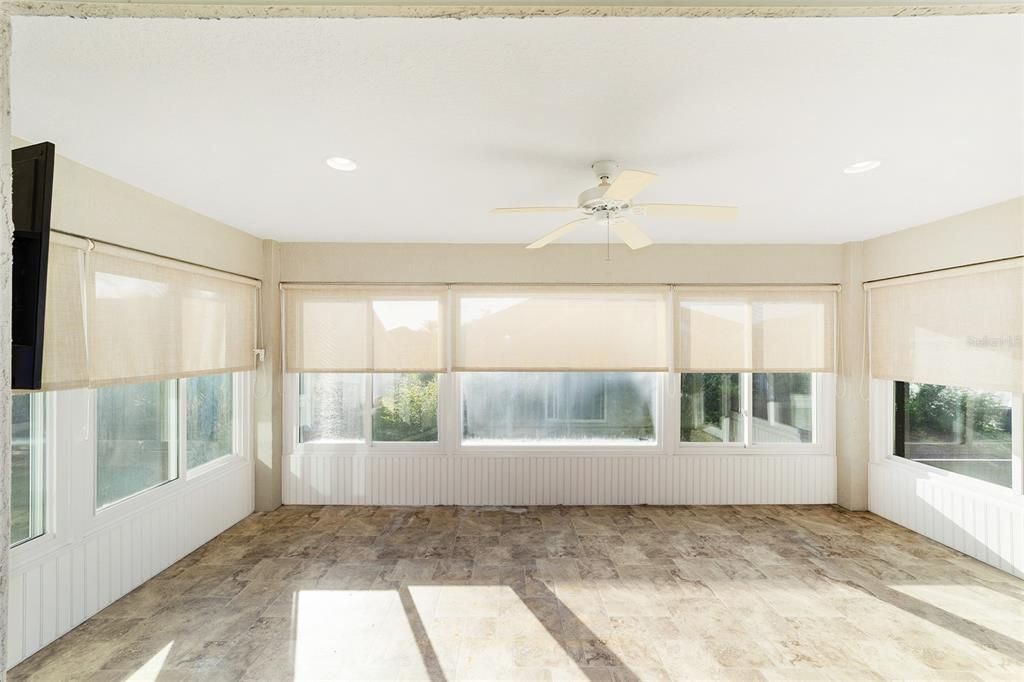 En Venta: $449,999 (3 camas, 2 baños, 1541 Pies cuadrados)