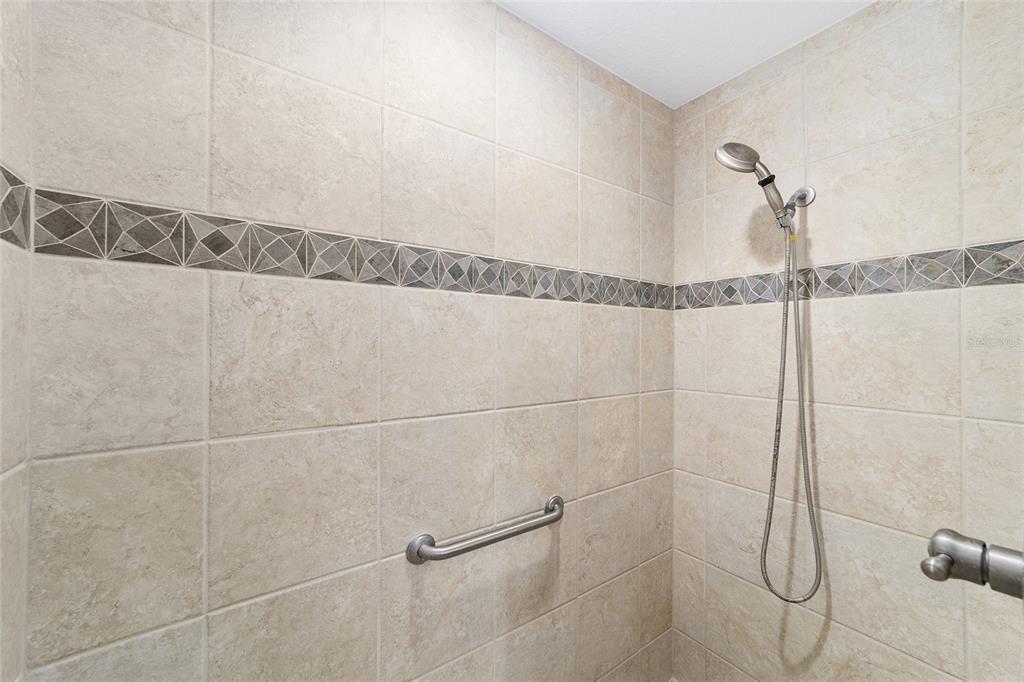 En Venta: $449,999 (3 camas, 2 baños, 1541 Pies cuadrados)