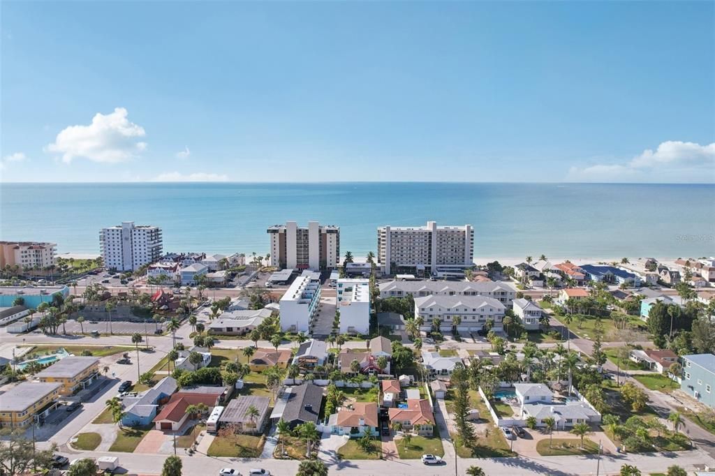 待售: $590,000 (3 贝兹, 2 浴室, 1103 平方英尺)