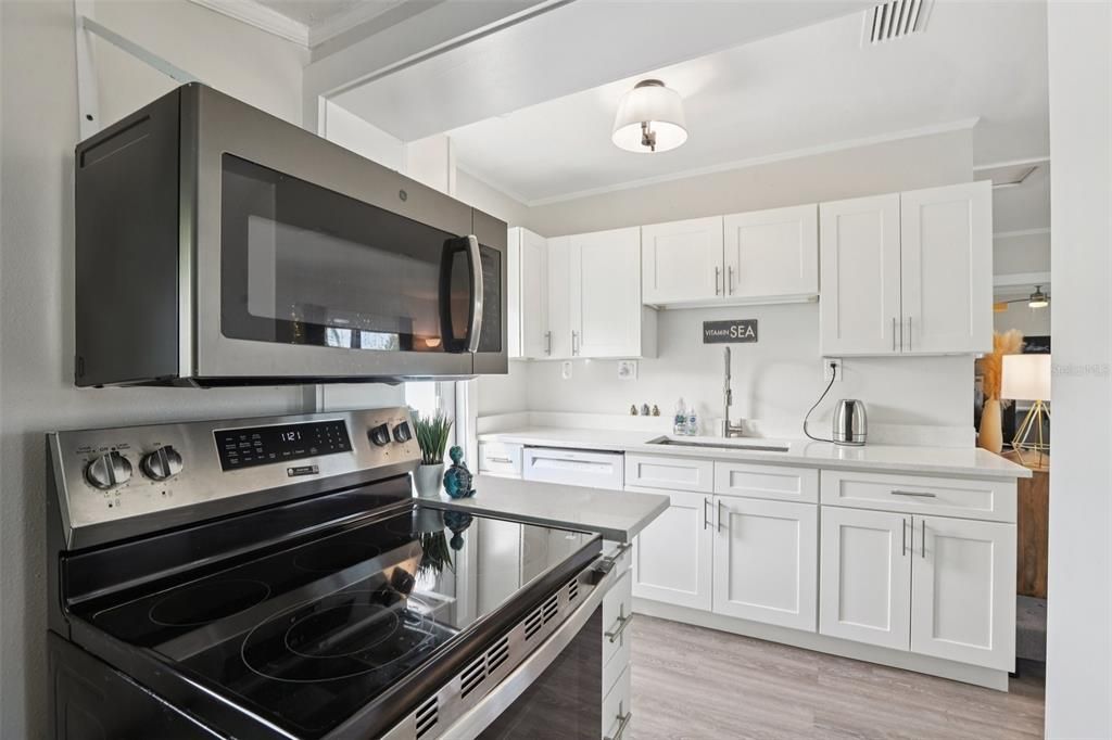 待售: $590,000 (3 贝兹, 2 浴室, 1103 平方英尺)