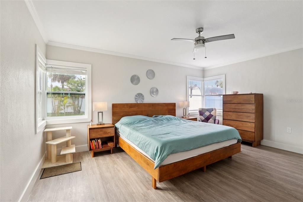 待售: $590,000 (3 贝兹, 2 浴室, 1103 平方英尺)