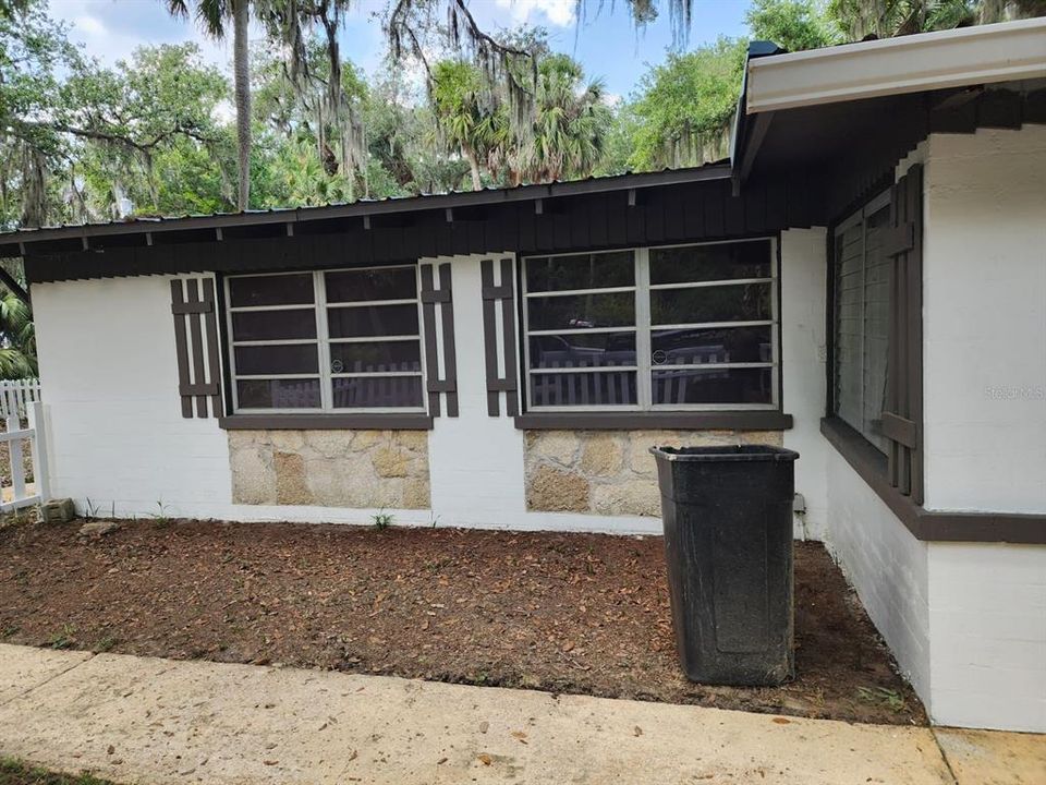 For Rent: $1,600 (3 beds, 2 baths, 1300 Square Feet)