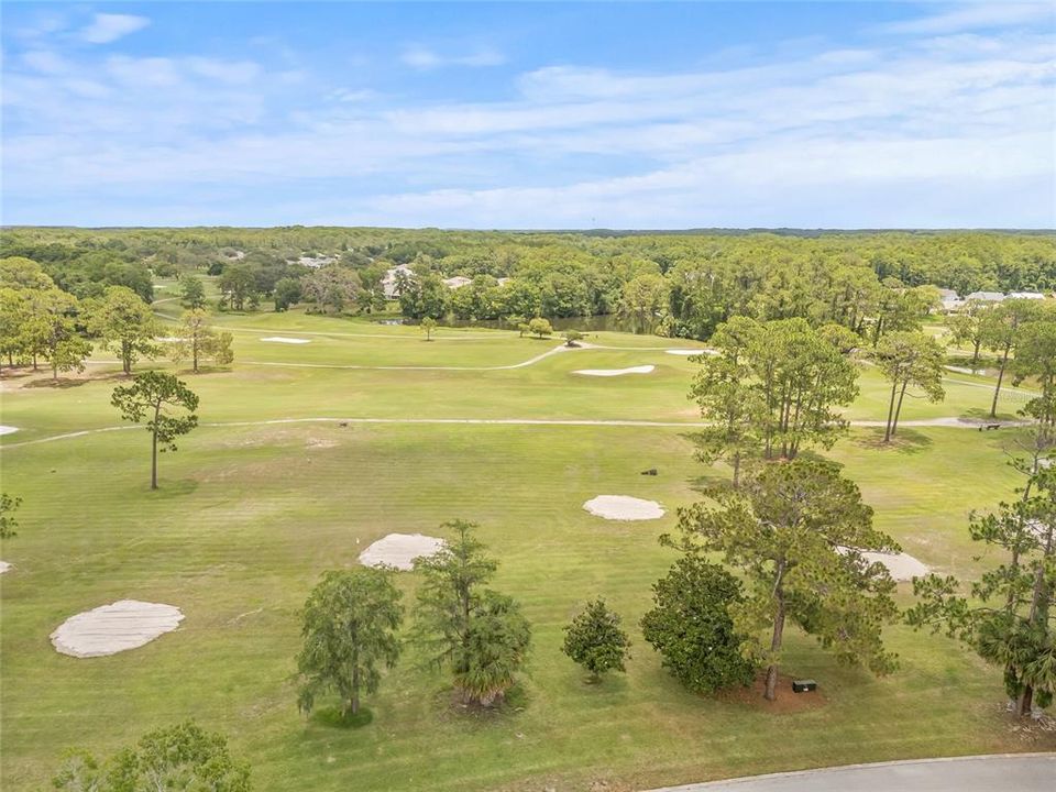 待售: $123,500 (1 贝兹, 1 浴室, 779 平方英尺)