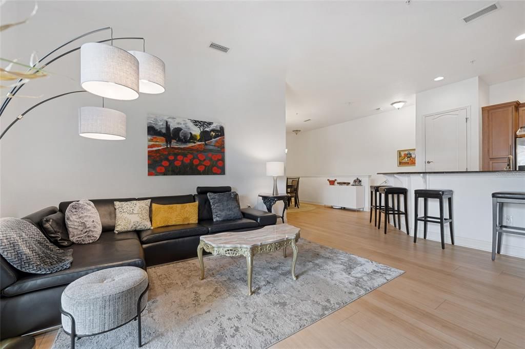 En Venta: $515,000 (2 camas, 2 baños, 1429 Pies cuadrados)