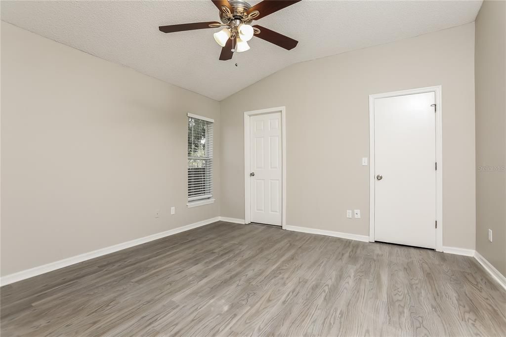 В аренду: $2,395 (3 спален, 2 ванн, 1525 Квадратных фут)