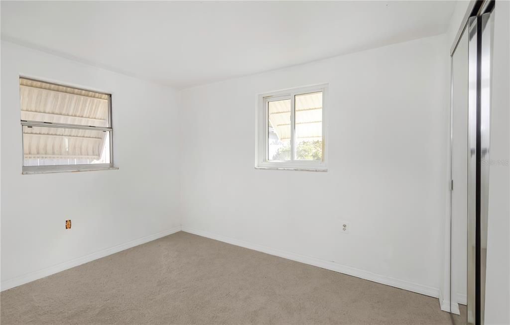 На продажу: $215,000 (3 спален, 1 ванн, 1176 Квадратных фут)