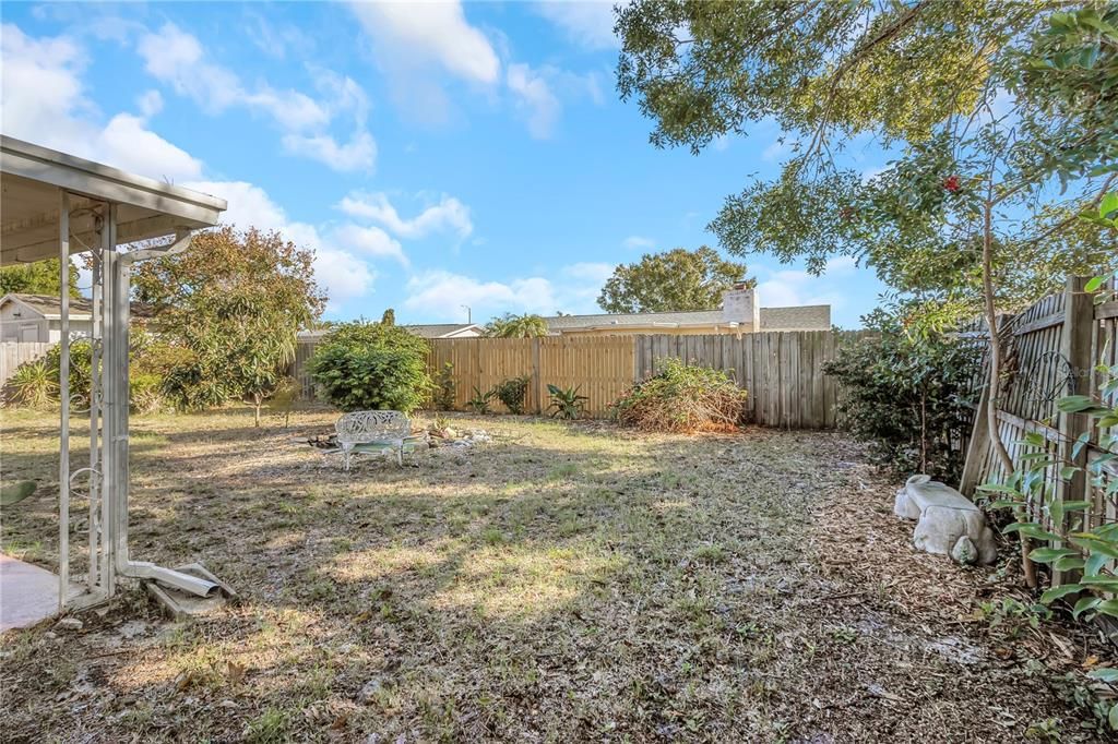 На продажу: $215,000 (3 спален, 1 ванн, 1176 Квадратных фут)