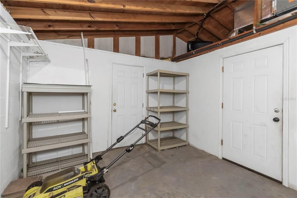 На продажу: $215,000 (3 спален, 1 ванн, 1176 Квадратных фут)