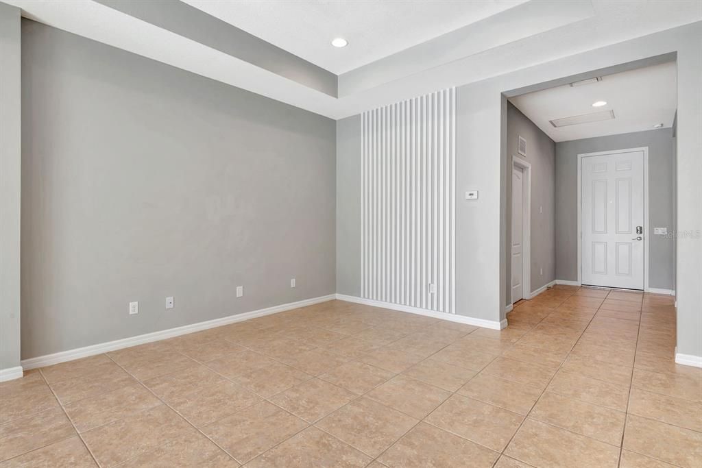 For Sale: $445,000 (3 beds, 2 baths, 1571 Square Feet)