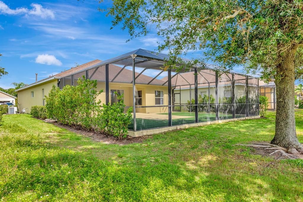 For Sale: $445,000 (3 beds, 2 baths, 1571 Square Feet)