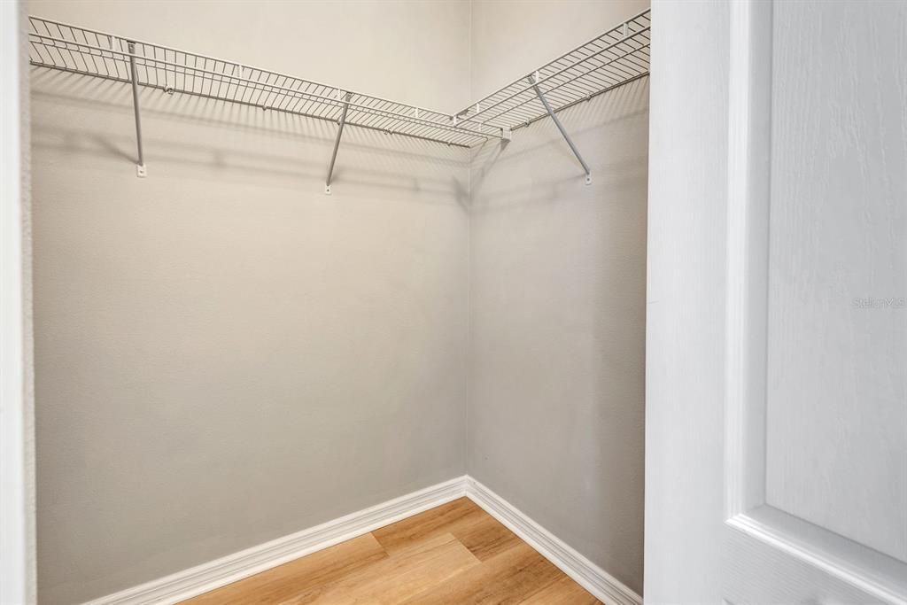 For Sale: $445,000 (3 beds, 2 baths, 1571 Square Feet)