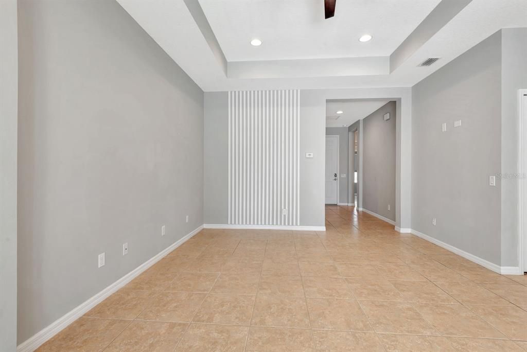 For Sale: $445,000 (3 beds, 2 baths, 1571 Square Feet)