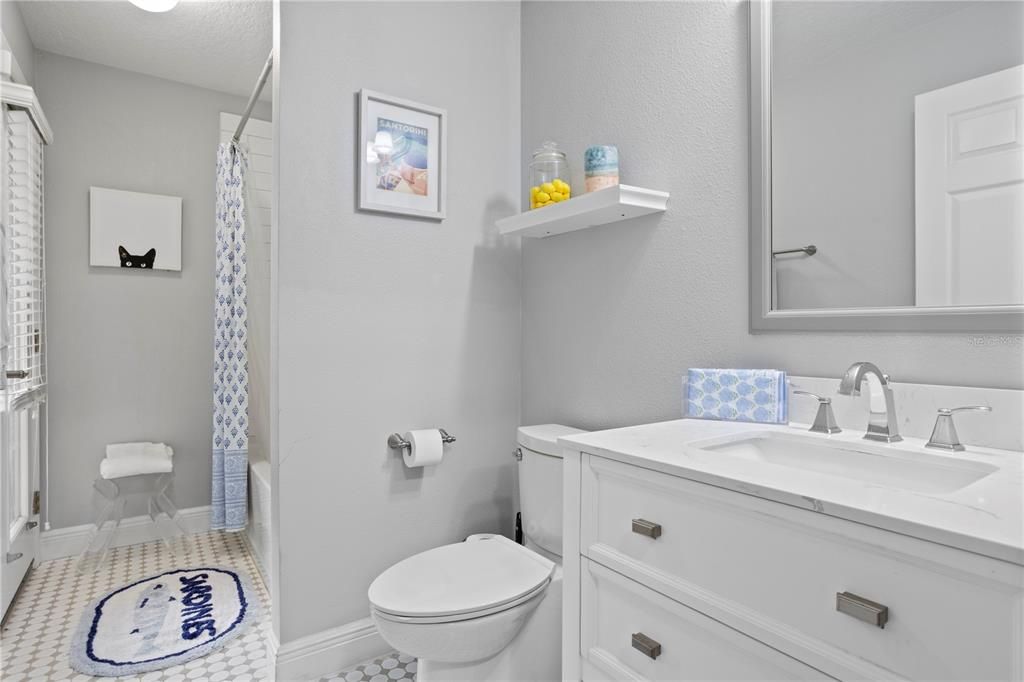 For Sale: $600,000 (4 beds, 2 baths, 2210 Square Feet)