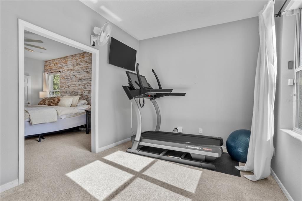 For Sale: $600,000 (4 beds, 2 baths, 2210 Square Feet)