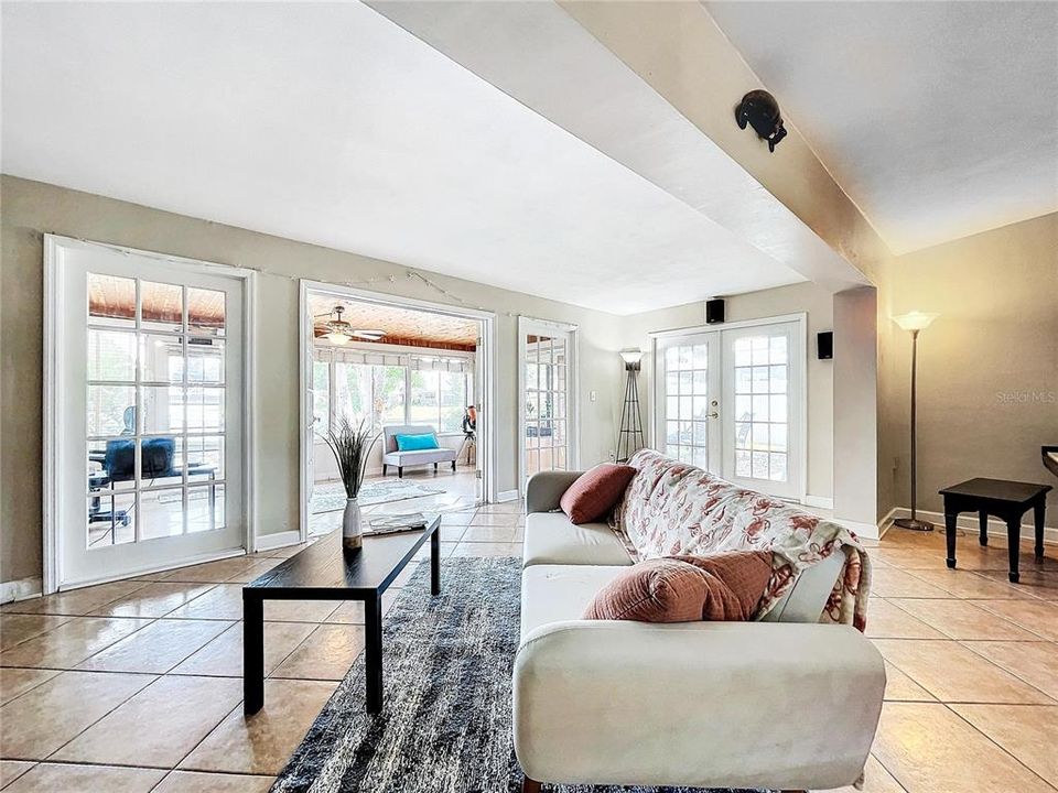 For Sale: $675,000 (2 beds, 2 baths, 1742 Square Feet)