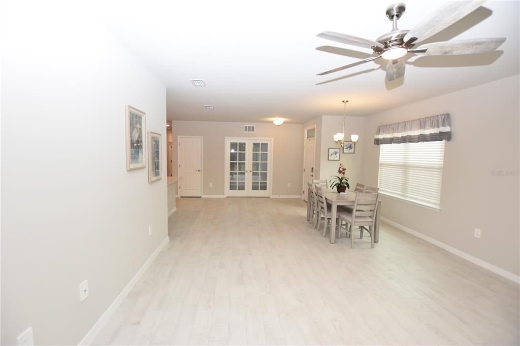 For Sale: $235,000 (2 beds, 2 baths, 1516 Square Feet)