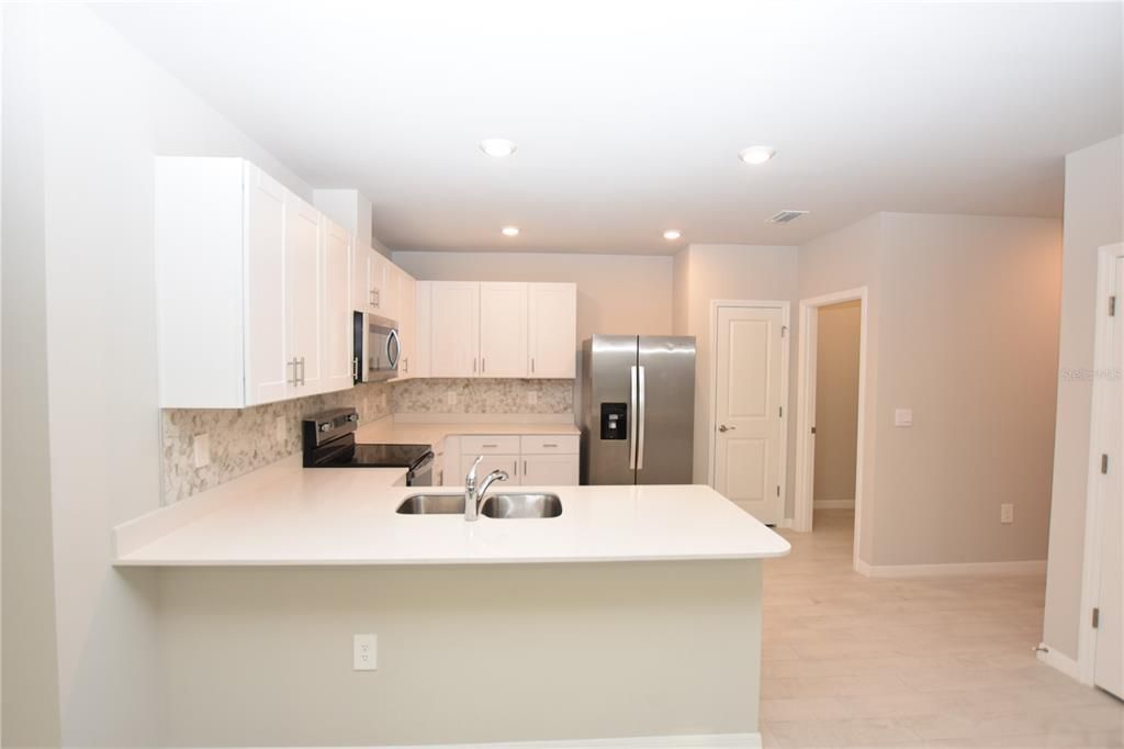 For Sale: $235,000 (2 beds, 2 baths, 1516 Square Feet)
