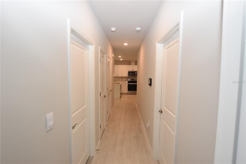 For Sale: $235,000 (2 beds, 2 baths, 1516 Square Feet)