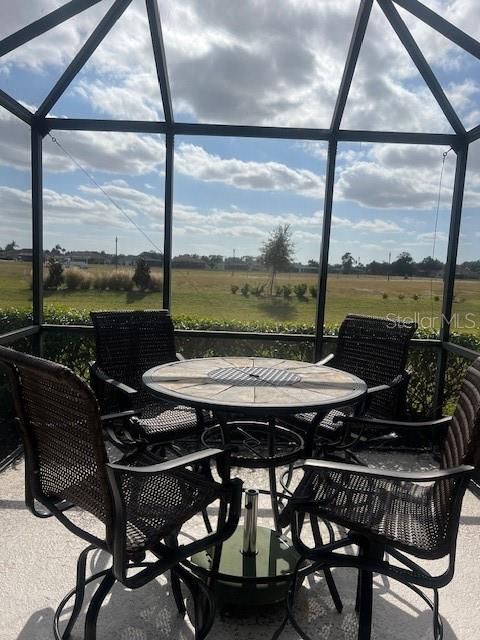 En Venta: $279,000 (2 camas, 2 baños, 1477 Pies cuadrados)