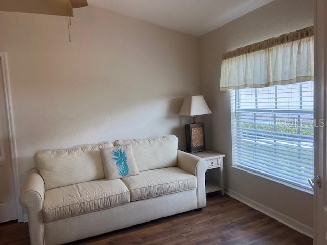 En Venta: $279,000 (2 camas, 2 baños, 1477 Pies cuadrados)