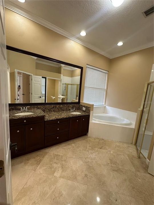 For Rent: $5,400 (3 beds, 2 baths, 2445 Square Feet)