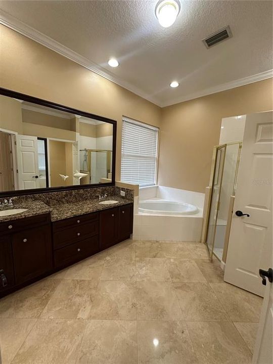 For Rent: $5,400 (3 beds, 2 baths, 2445 Square Feet)