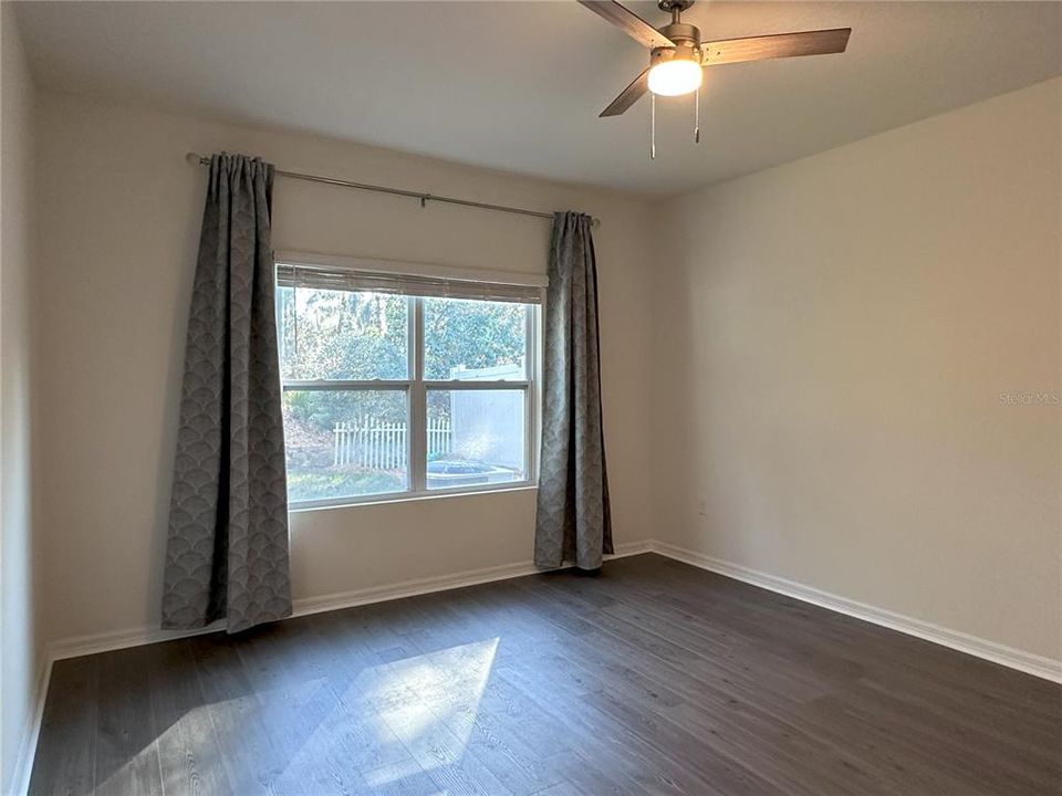 For Rent: $2,300 (3 beds, 2 baths, 1768 Square Feet)