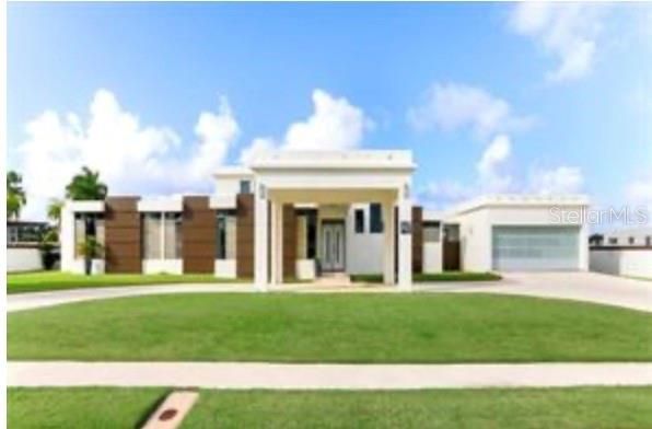 Recently Sold: $1,150,000 (4 beds, 2 baths, 3793.5 Square Feet)