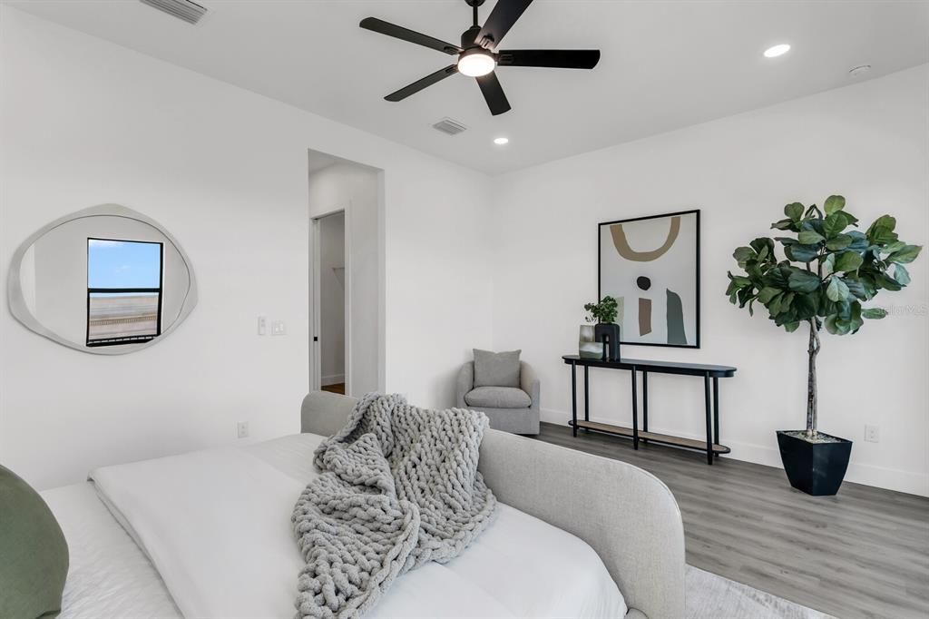 В аренду: $4,800 (4 спален, 4 ванн, 2287 Квадратных фут)