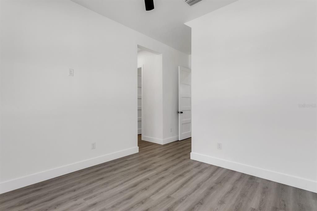 В аренду: $4,800 (4 спален, 4 ванн, 2287 Квадратных фут)