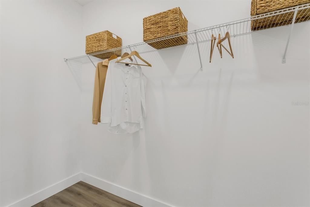 В аренду: $4,800 (4 спален, 4 ванн, 2287 Квадратных фут)