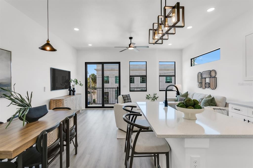 В аренду: $4,800 (4 спален, 4 ванн, 2287 Квадратных фут)