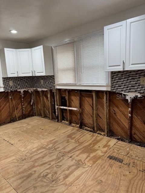 For Sale: $249,900 (3 beds, 1 baths, 1421 Square Feet)