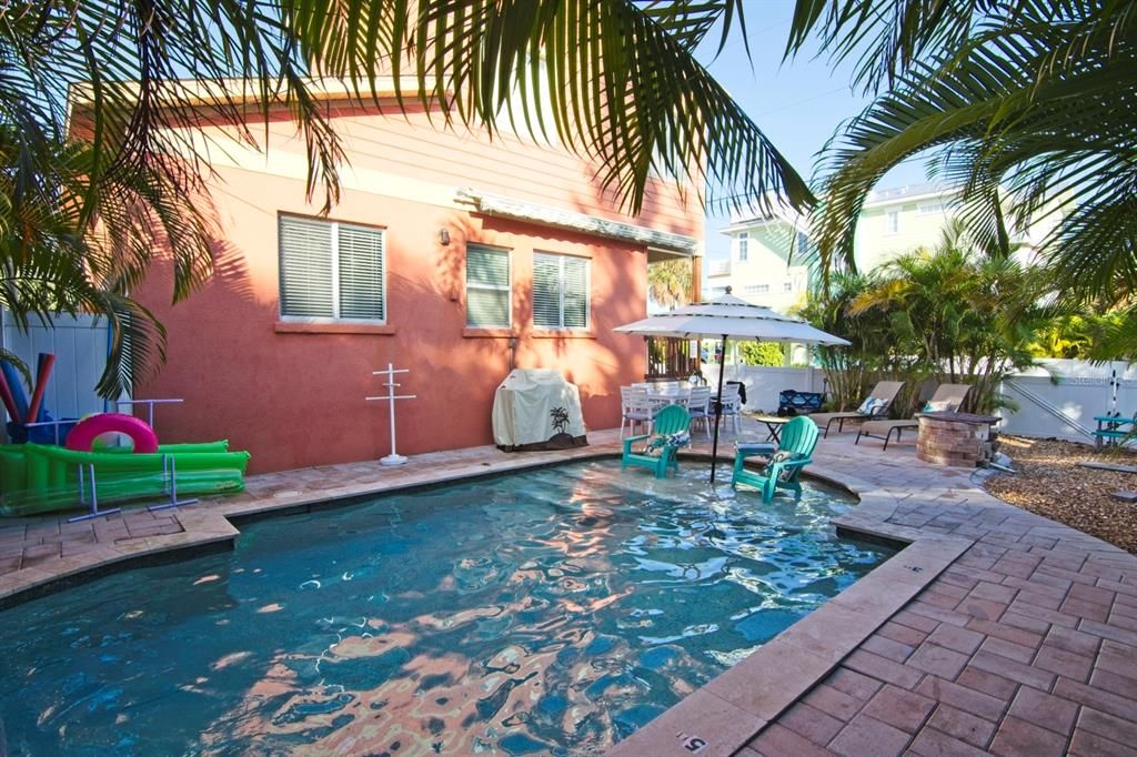 En Venta: $1,475,000 (3 camas, 3 baños, 1894 Pies cuadrados)