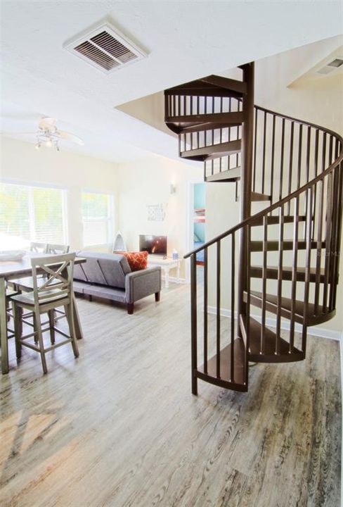 En Venta: $1,475,000 (3 camas, 3 baños, 1894 Pies cuadrados)