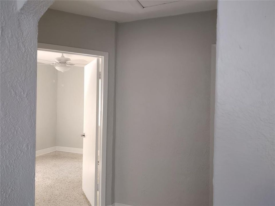 For Rent: $2,500 (3 beds, 1 baths, 1093 Square Feet)