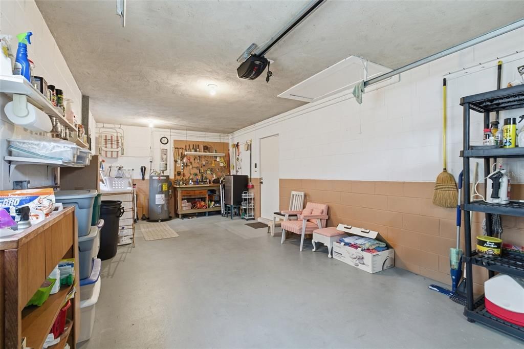 На продажу: $589,000 (2 спален, 2 ванн, 1284 Квадратных фут)