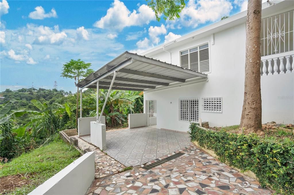 En Venta: $329,000 (7 camas, 4 baños, 2100 Pies cuadrados)