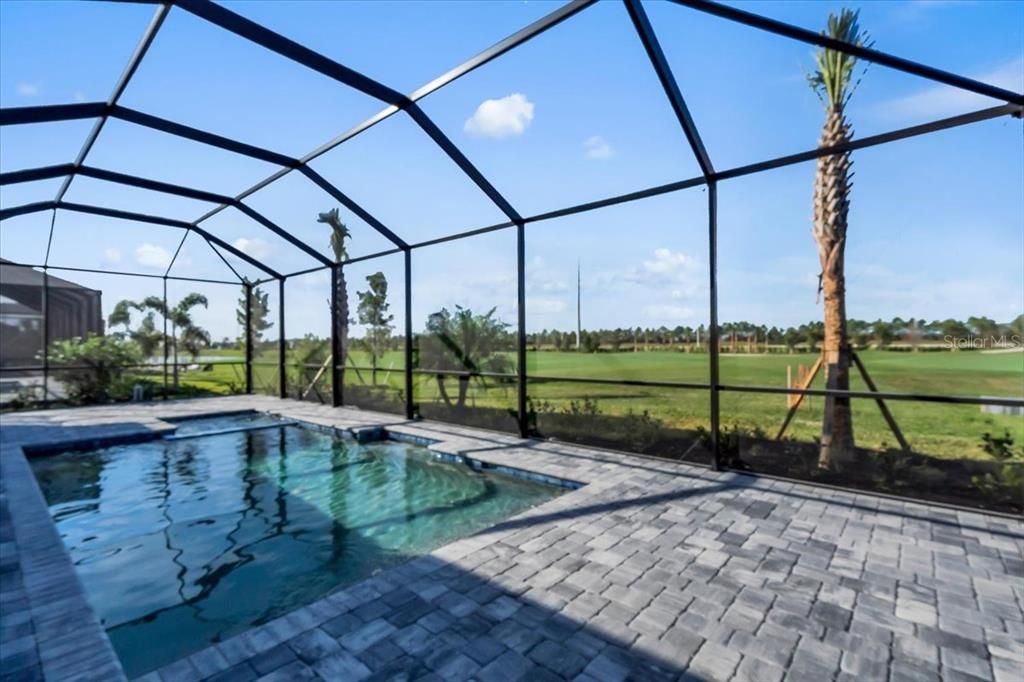 En Renta: $5,800 (4 camas, 3 baños, 2725 Pies cuadrados)