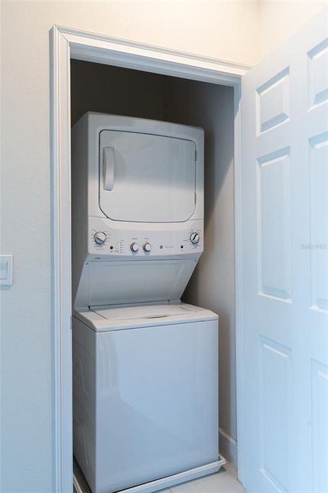 待售: $320,000 (3 贝兹, 3 浴室, 1501 平方英尺)