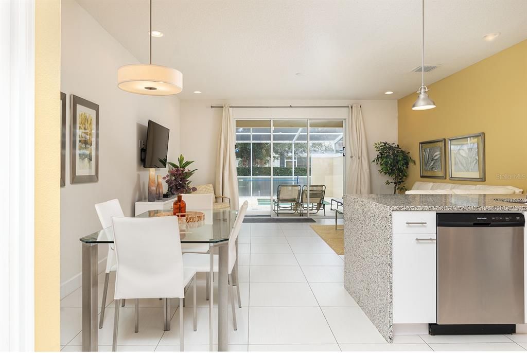 待售: $320,000 (3 贝兹, 3 浴室, 1501 平方英尺)